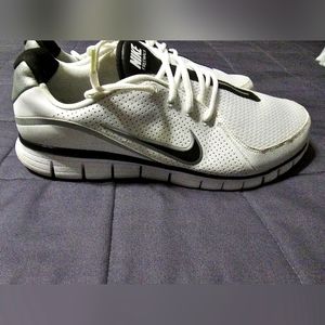 Nike Freewalk Tennis Shoes Size 12